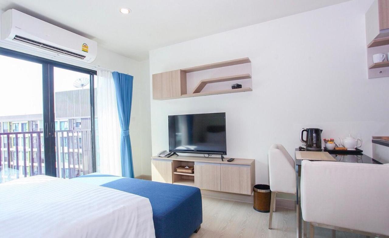 Niche Mono Sukhumvit 50 By Ariva Hotell Bangkok Exteriör bild
