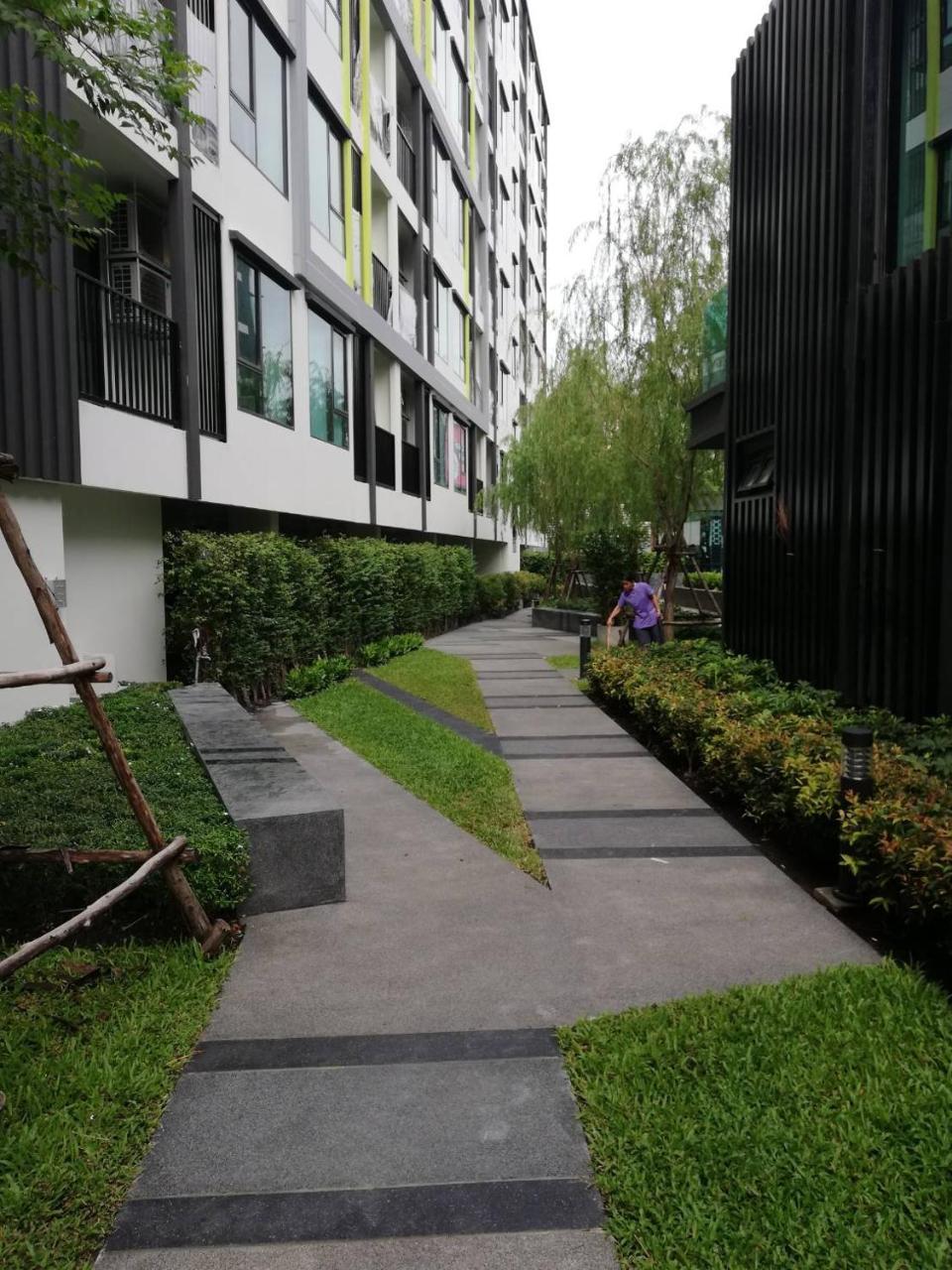 Niche Mono Sukhumvit 50 By Ariva Hotell Bangkok Exteriör bild