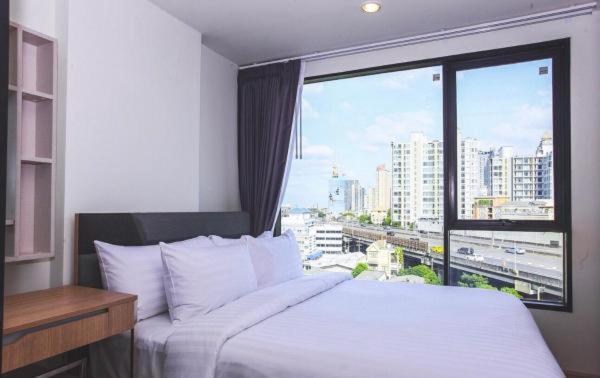 Niche Mono Sukhumvit 50 By Ariva Hotell Bangkok Exteriör bild