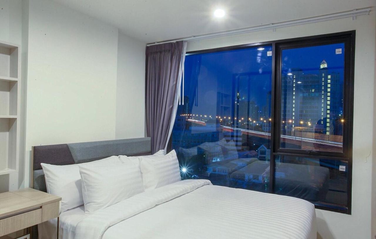 Niche Mono Sukhumvit 50 By Ariva Hotell Bangkok Exteriör bild
